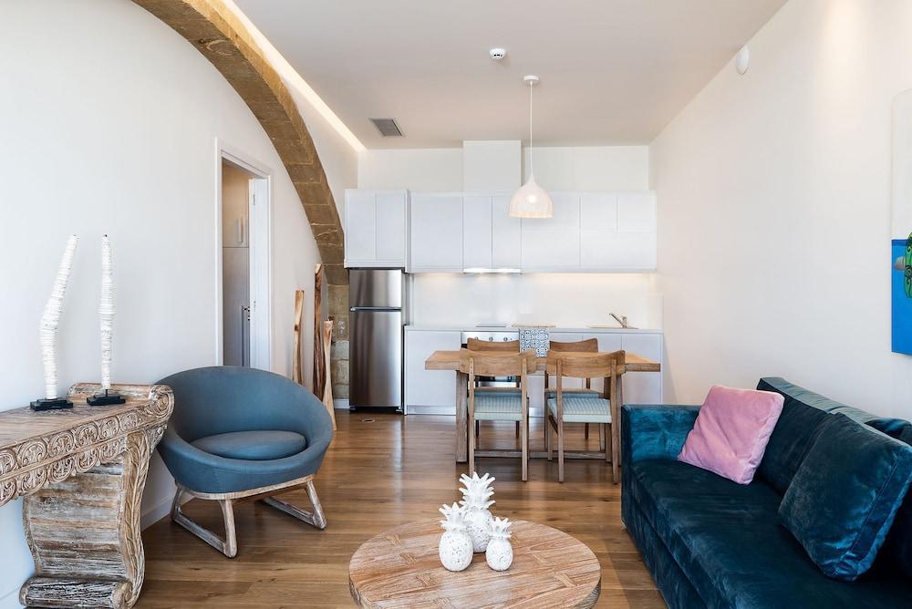Avra Apartments Kolymbari Harbour Kültér fotó